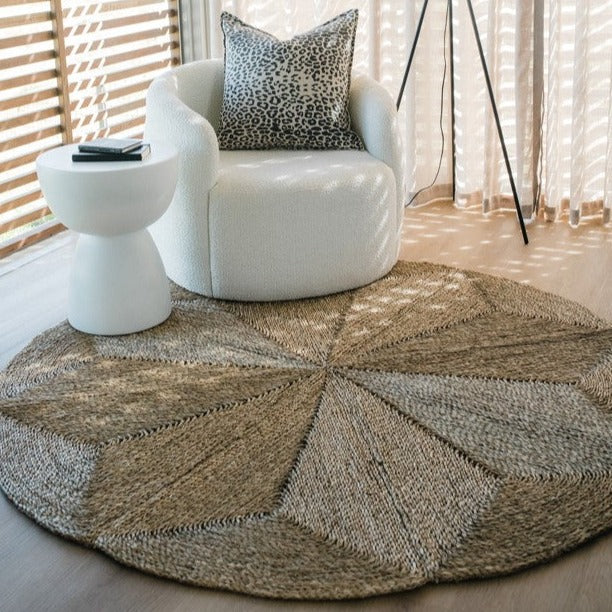 Seagrass Round Rug