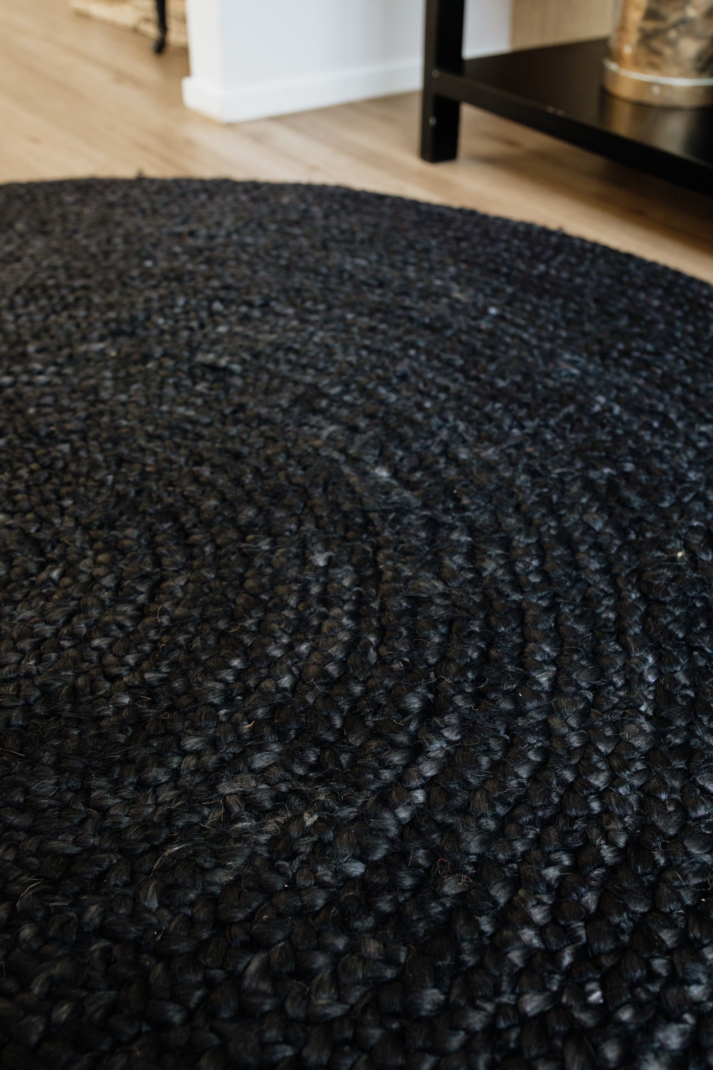 Black Round Jute Rug
