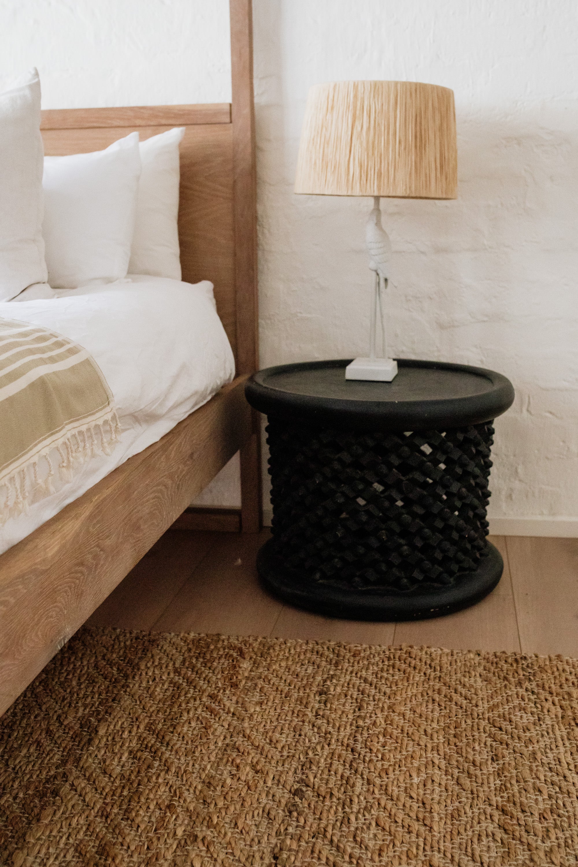 Parrot Lamp Base | White