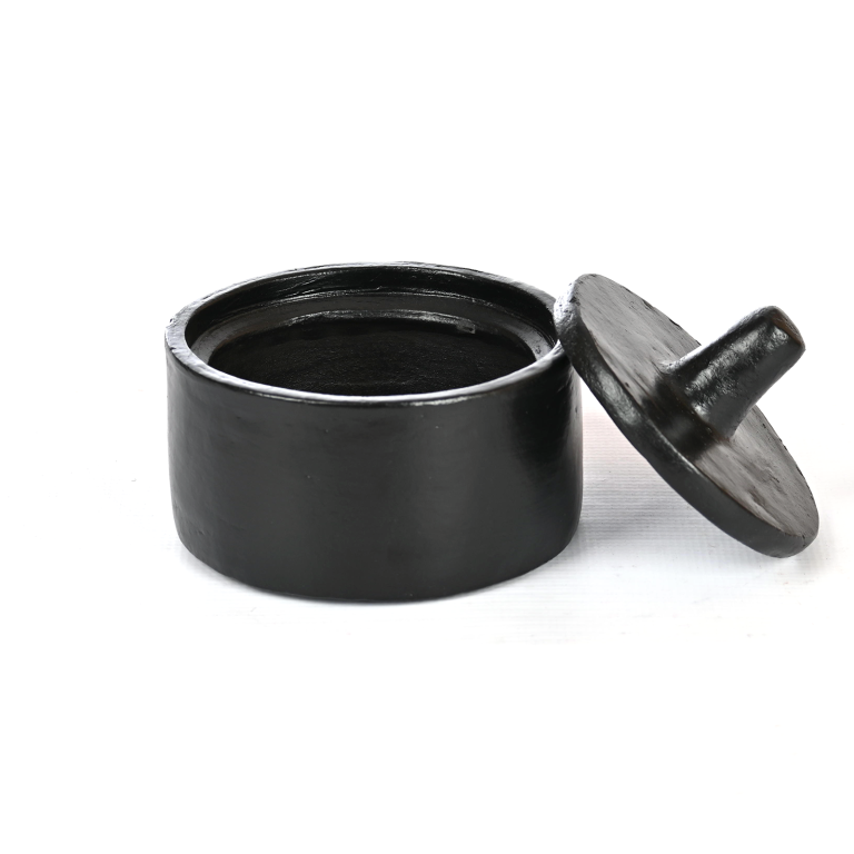Clay Jar With Lid | Matt Black