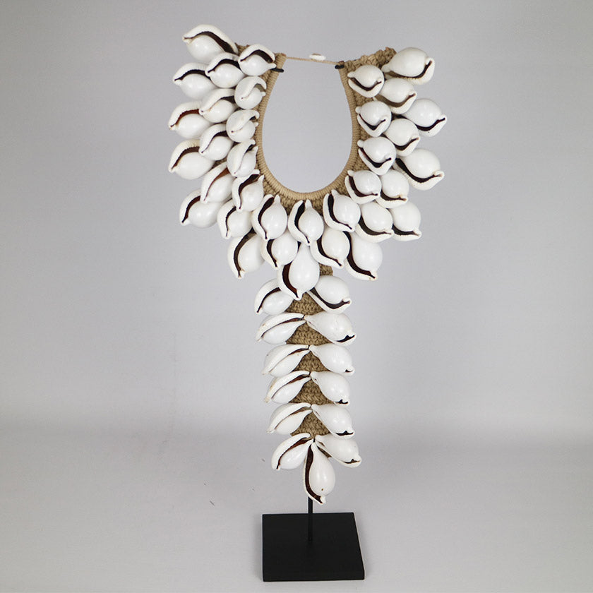 XL Necklace on Metal Stand  | Black & White