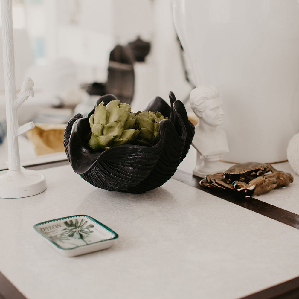Clam Shell | Black