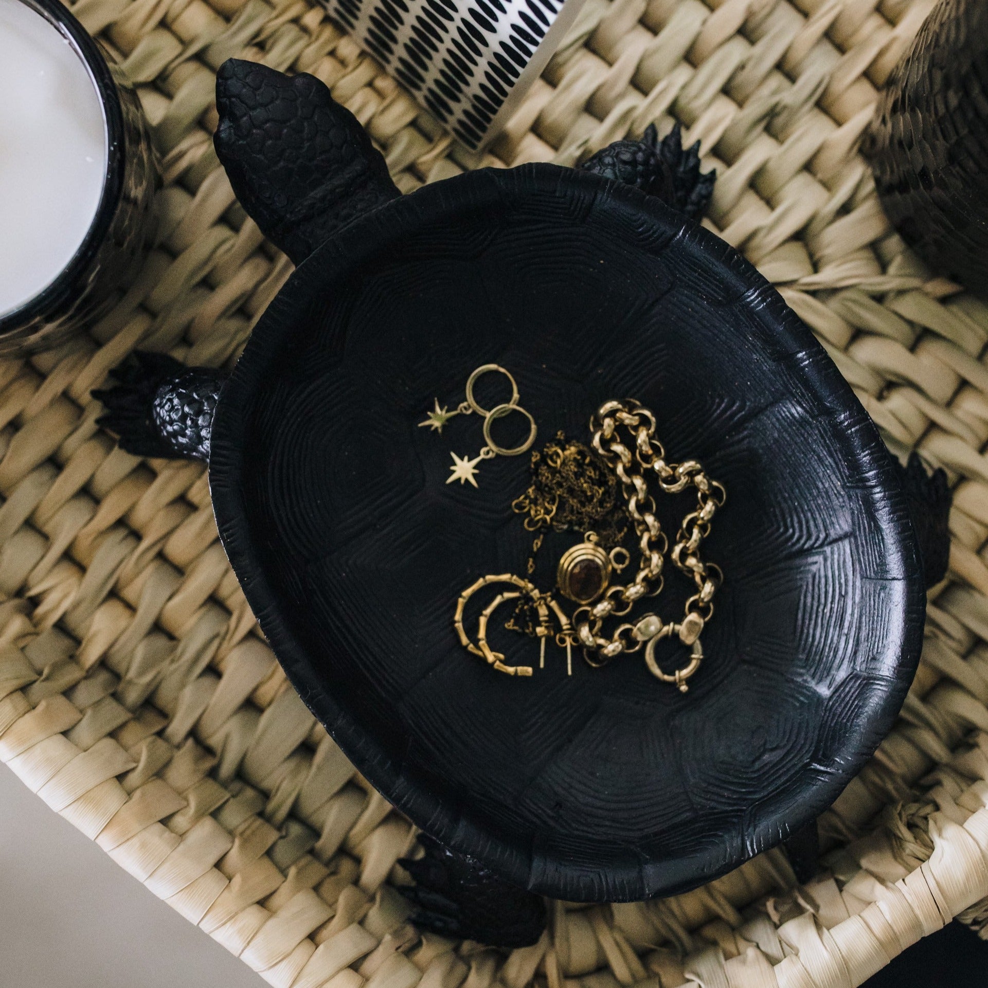 Turtle Platter Set of 2 | Black