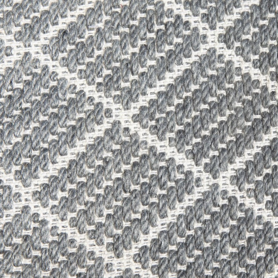 P.E.T Chunky Jacquard Dark Grey & White Rug