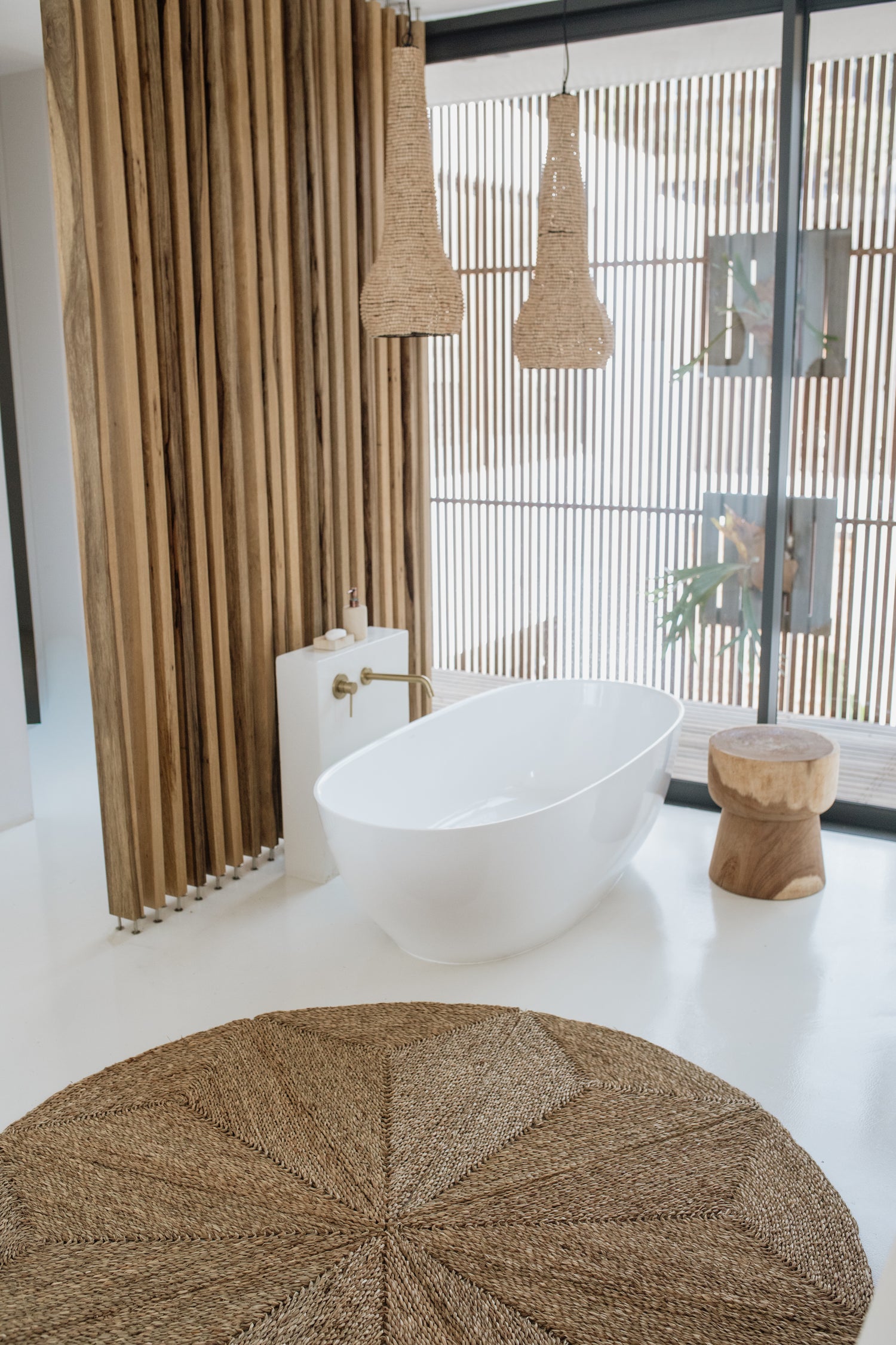 Seagrass Round Rug