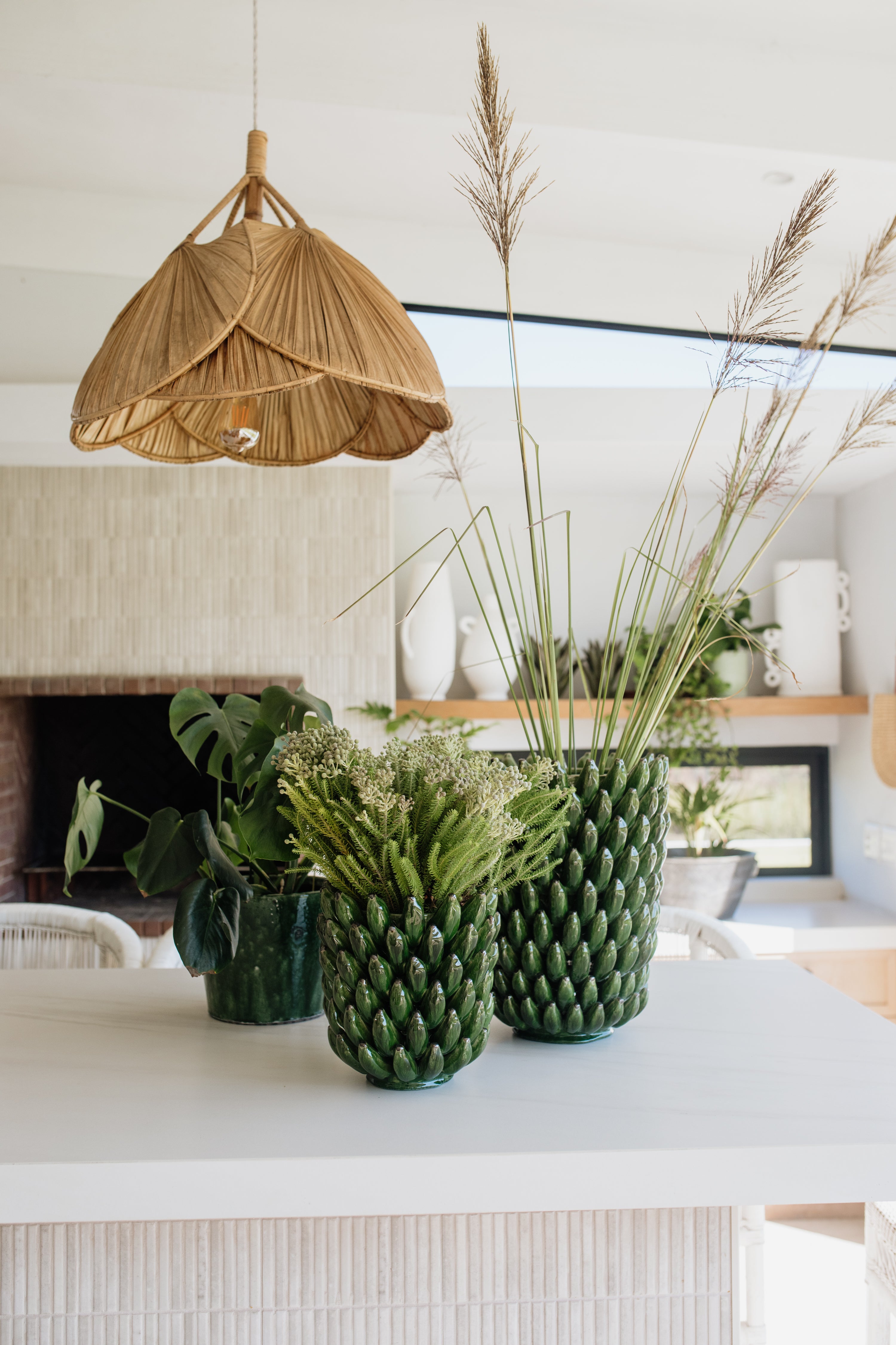 CERAMIC BANANA VASE   | GREEN