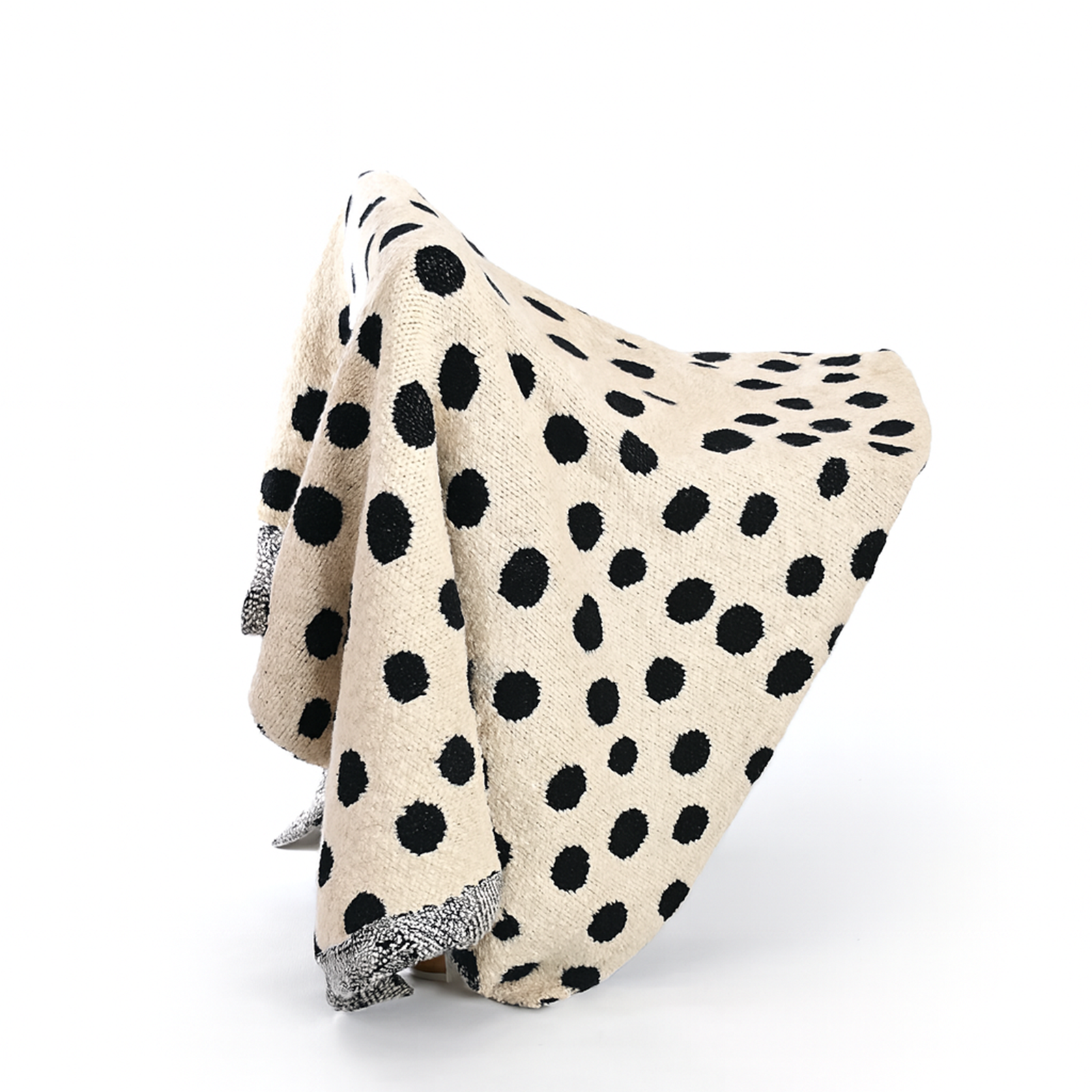 Cotton Dotted Throw | Natural &amp; Black